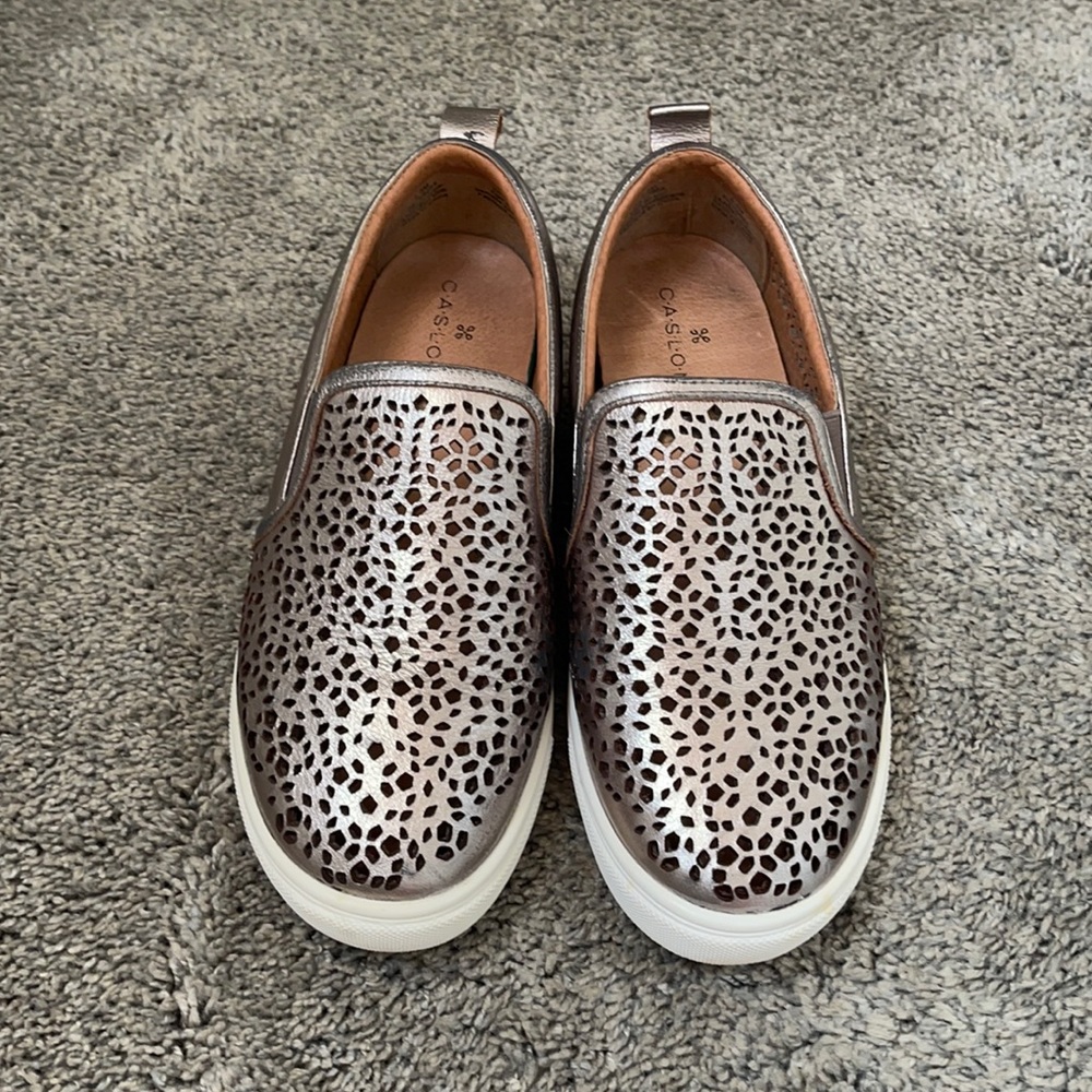 Caslon slide in sneaker size 6.5